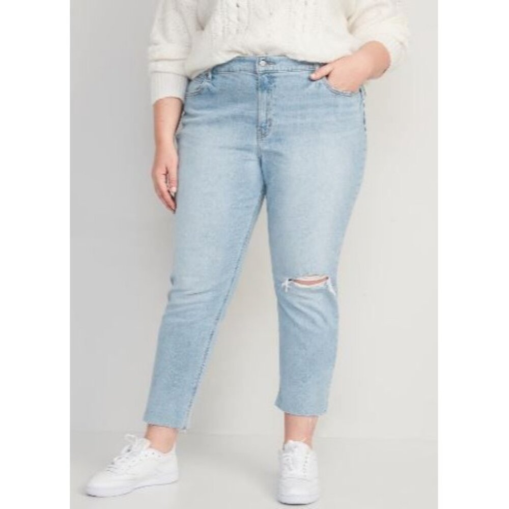 #0112 - NWOT Old Navy Mid Rise Distressed Knee Boyfriend Jeans Size 28 Blue